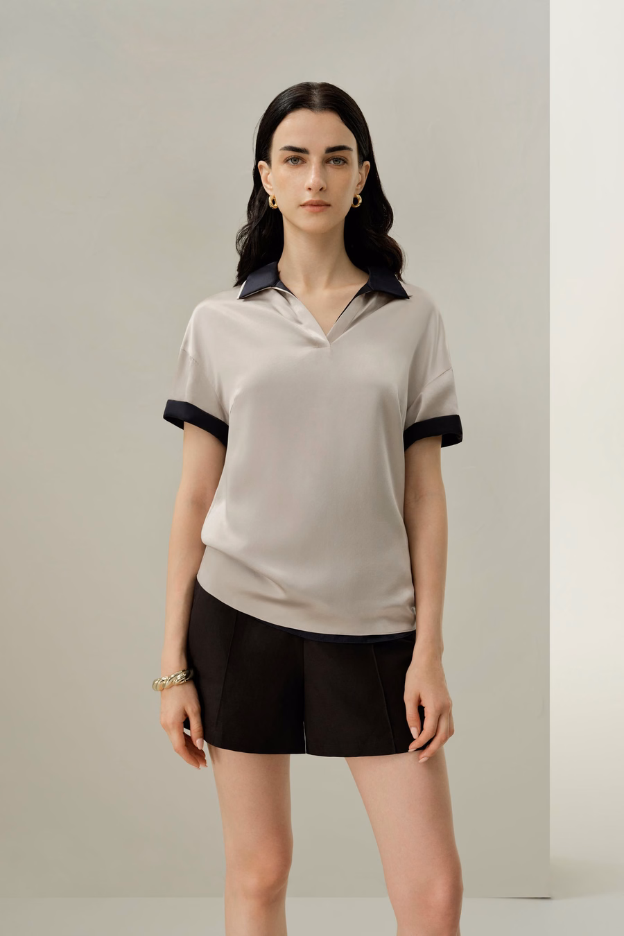 Wasbare zijde charmeuse polo top