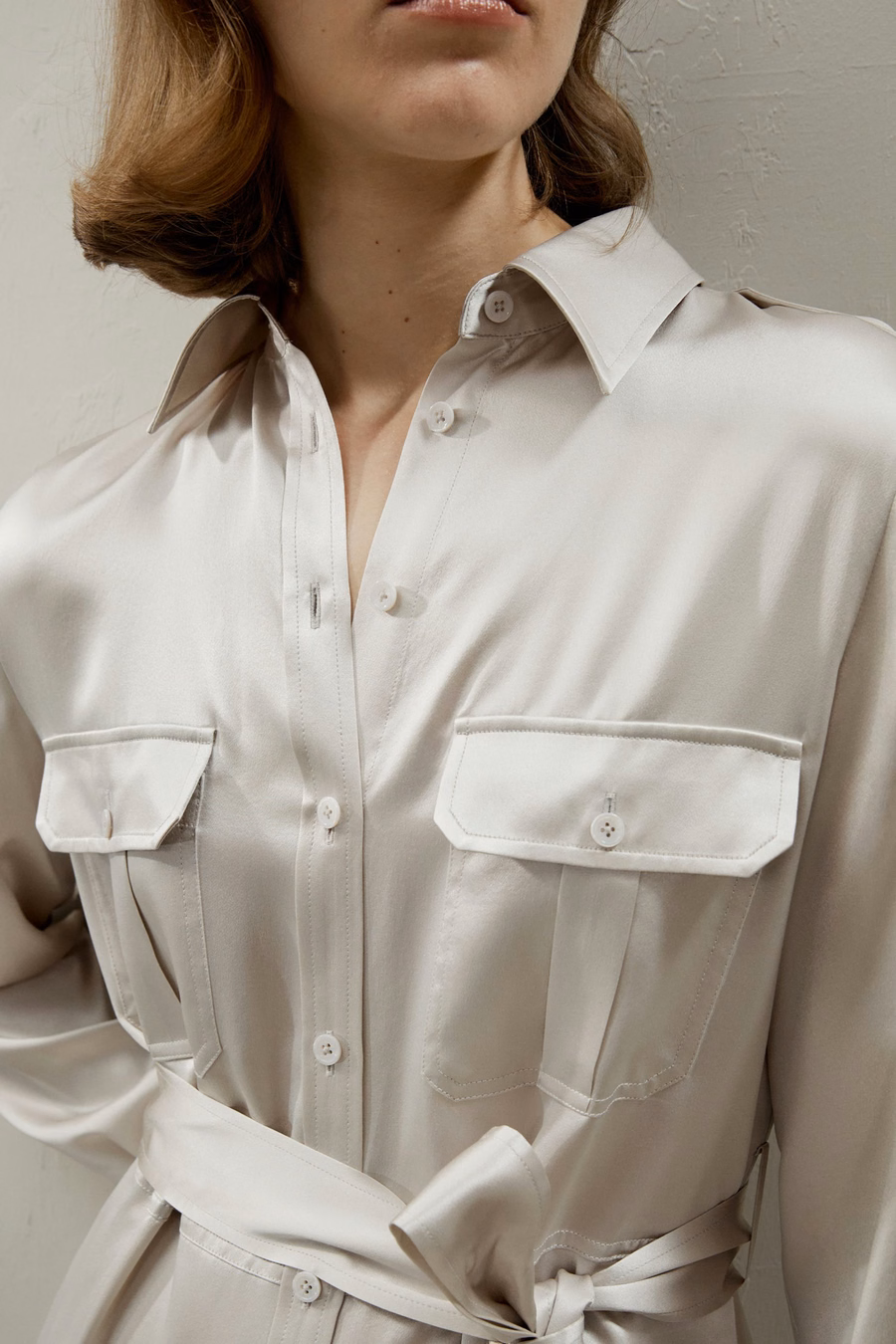 Trench-Stijl Zijde Midi Shirt Jurk