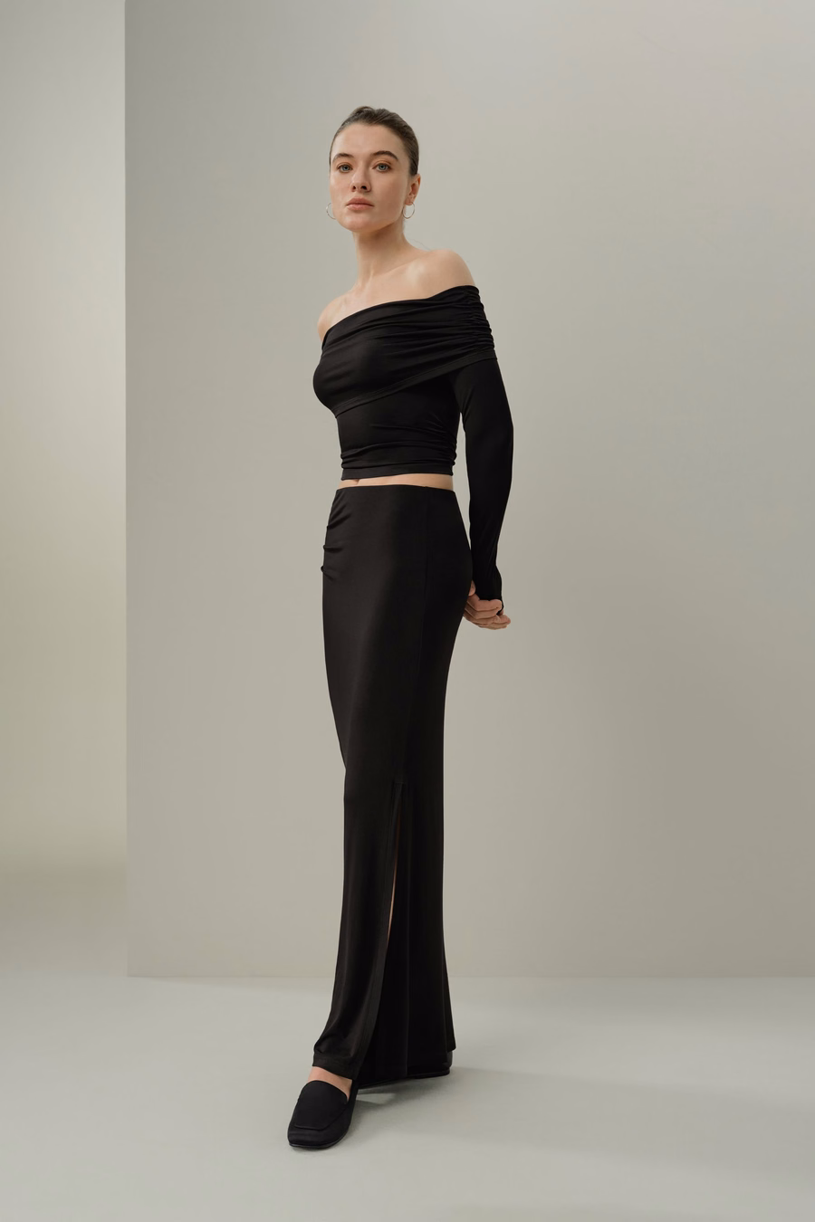 Silk Breeze Jersey Off-Shoulder Lange Mouwen Top