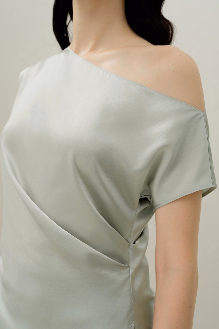 Stretch Charmeuse Asymmetrische Top
